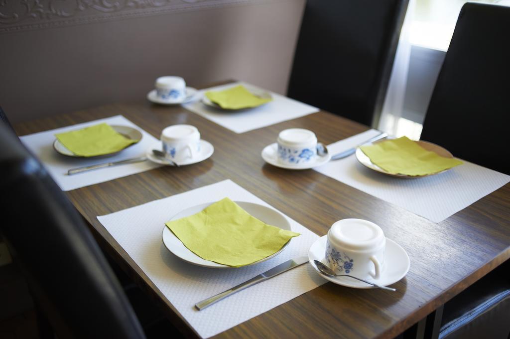 莱欧当茹 Les Ondines酒店 外观 照片